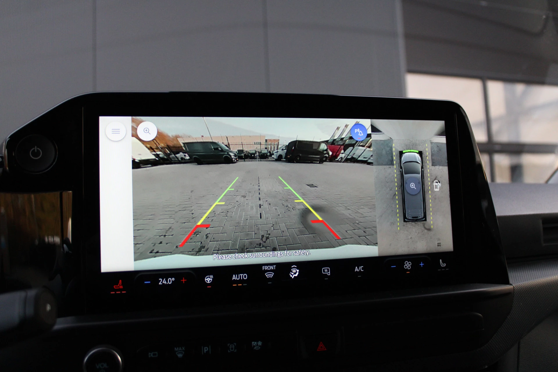 Hoofdafbeelding Ford E-Transit Custom