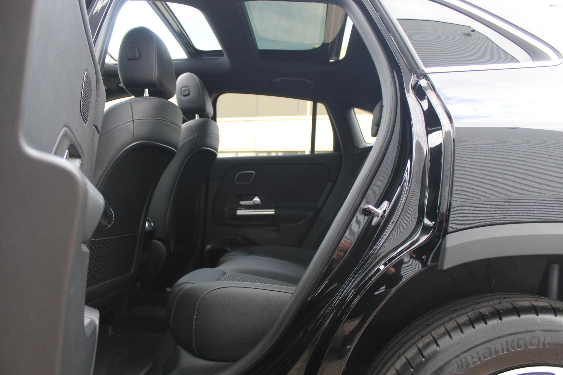 Hoofdafbeelding Mercedes-Benz EQA