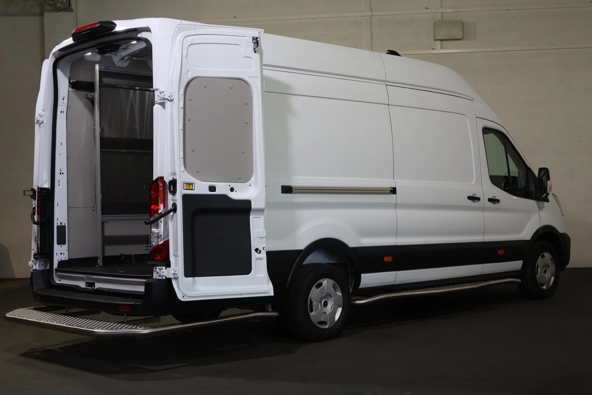 Hoofdafbeelding Ford E-Transit