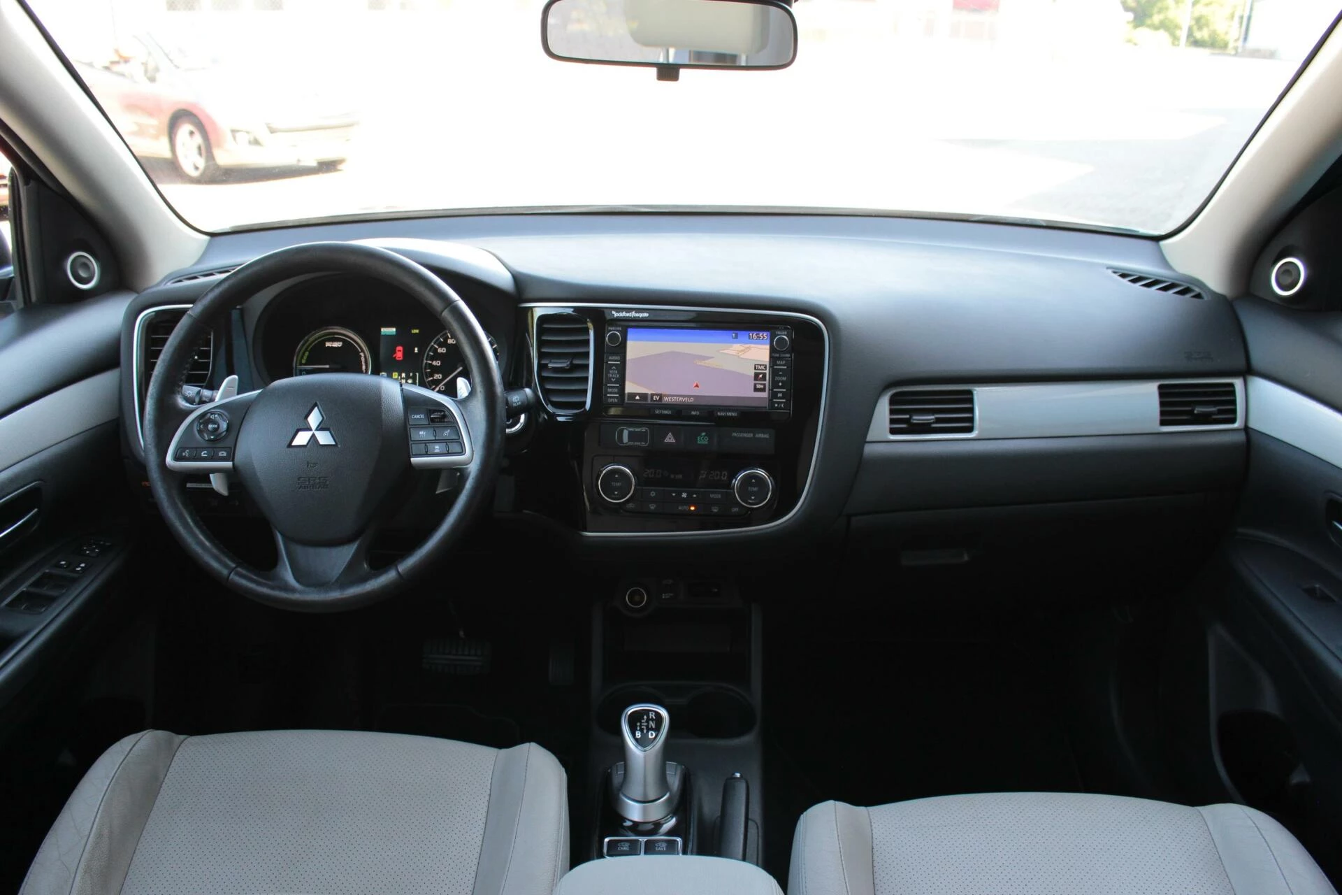 Hoofdafbeelding Mitsubishi Outlander