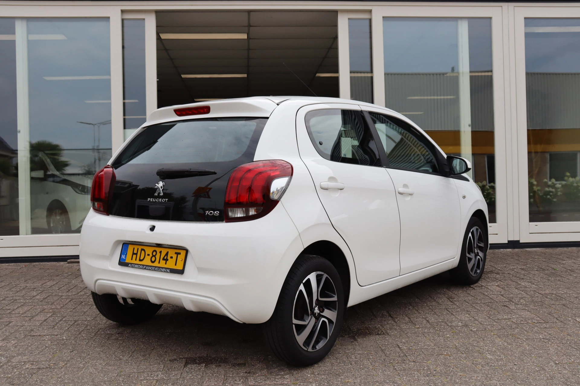 Hoofdafbeelding Peugeot 108
