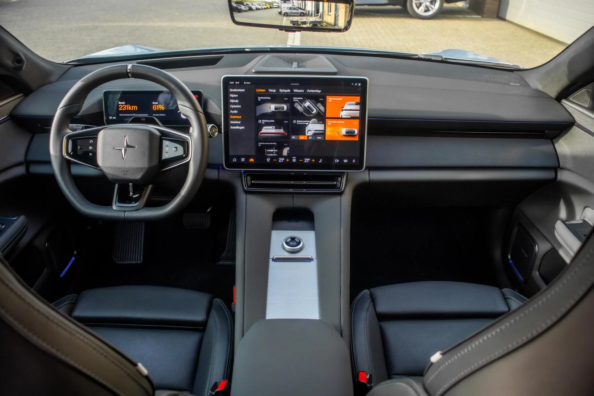 Hoofdafbeelding Polestar 4