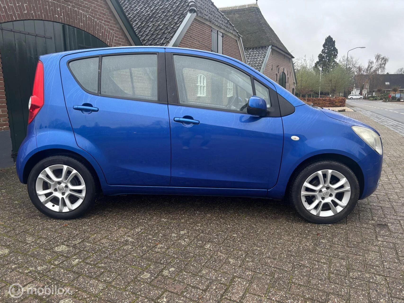 Hoofdafbeelding Opel Agila