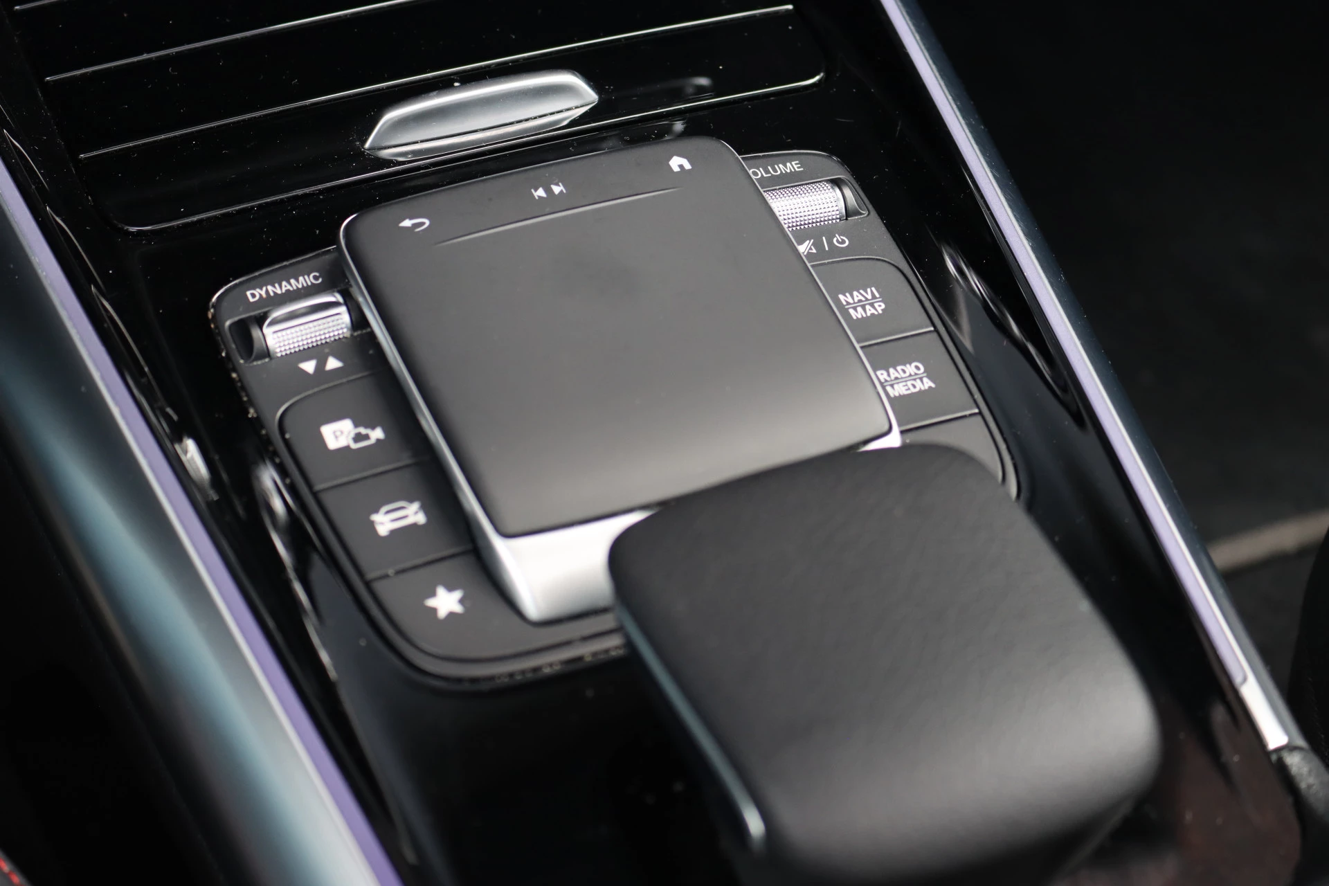 Hoofdafbeelding Mercedes-Benz EQA