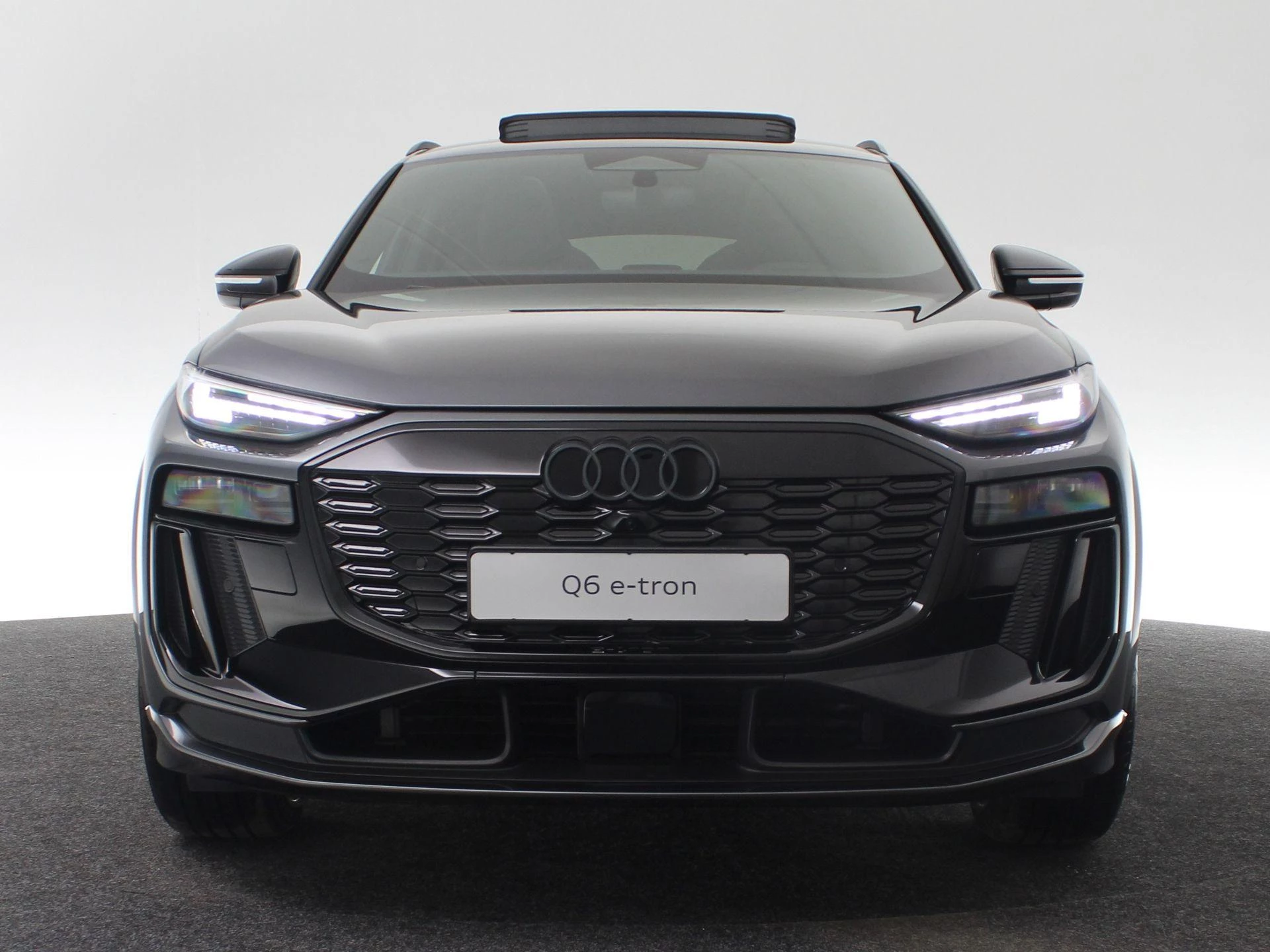 Hoofdafbeelding Audi Q6 e-tron