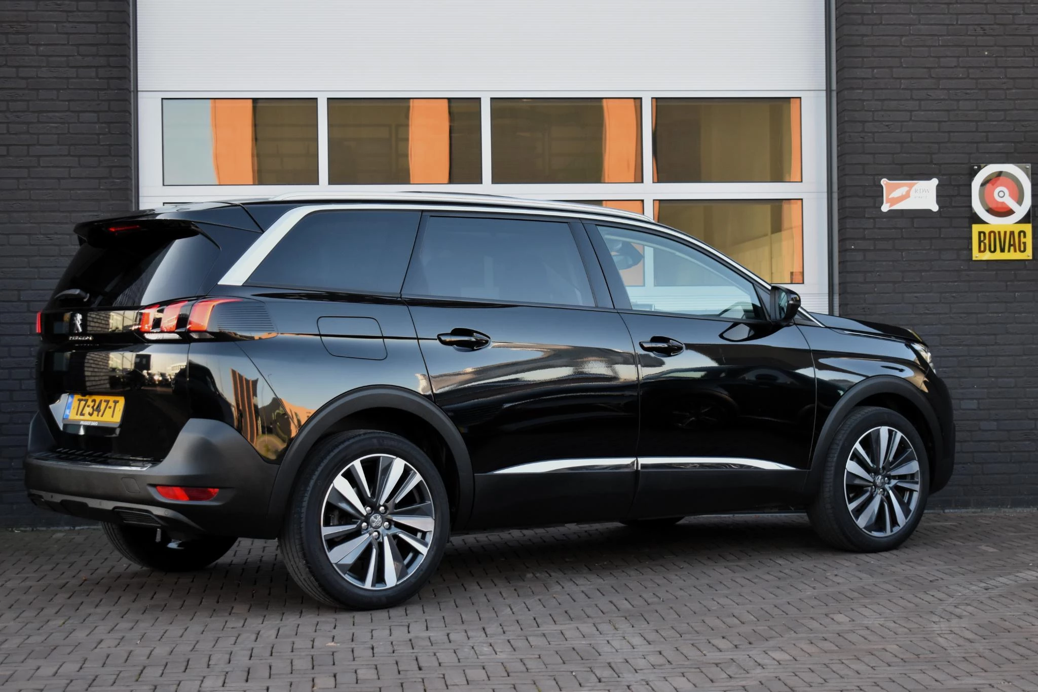 Hoofdafbeelding Peugeot 5008