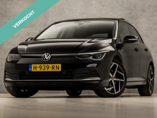 Volkswagen Golf 1.5 TSI Sport (SCHUIFDAK, 4 CILINDER, MEMORY SEATS, HEAD-UP DISPLAY, STUUR/STOELVERWARMING, DYNAMISCHE KNIPPERLICHTEN, SPORTSTOELEN, CAMERA, GETINT GLAS, ALCANTARA, NIEUWE APK, NIEUWSTAAT)