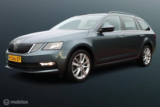 Skoda Octavia Combi 1.0 TSI Greentech Business Edition, Navi, Stoelverwarming, Donker glas, 17 Inch LMV, Cruise, Clima, App connect