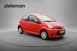 Toyota Aygo 1.0 VVT-i Acces 5 Deurs - Airco, Navi