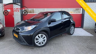 Toyota Aygo X 1.0 VVT-i MT Play CAMERA / CARPLAY / ADAPTIEVE CRUISE / AIRCO / BLUETOOTH / NL-AUTO