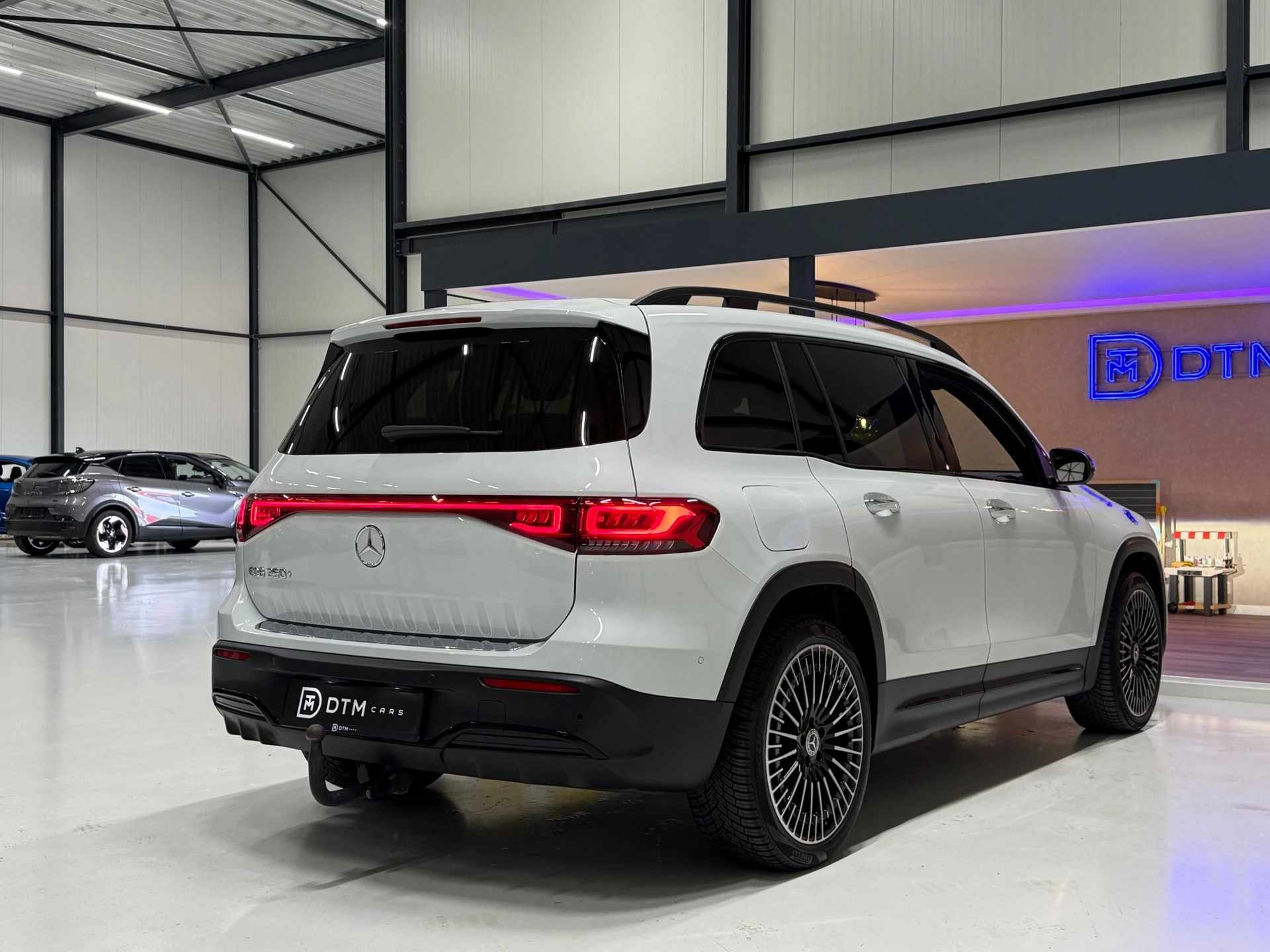 Hoofdafbeelding Mercedes-Benz EQB