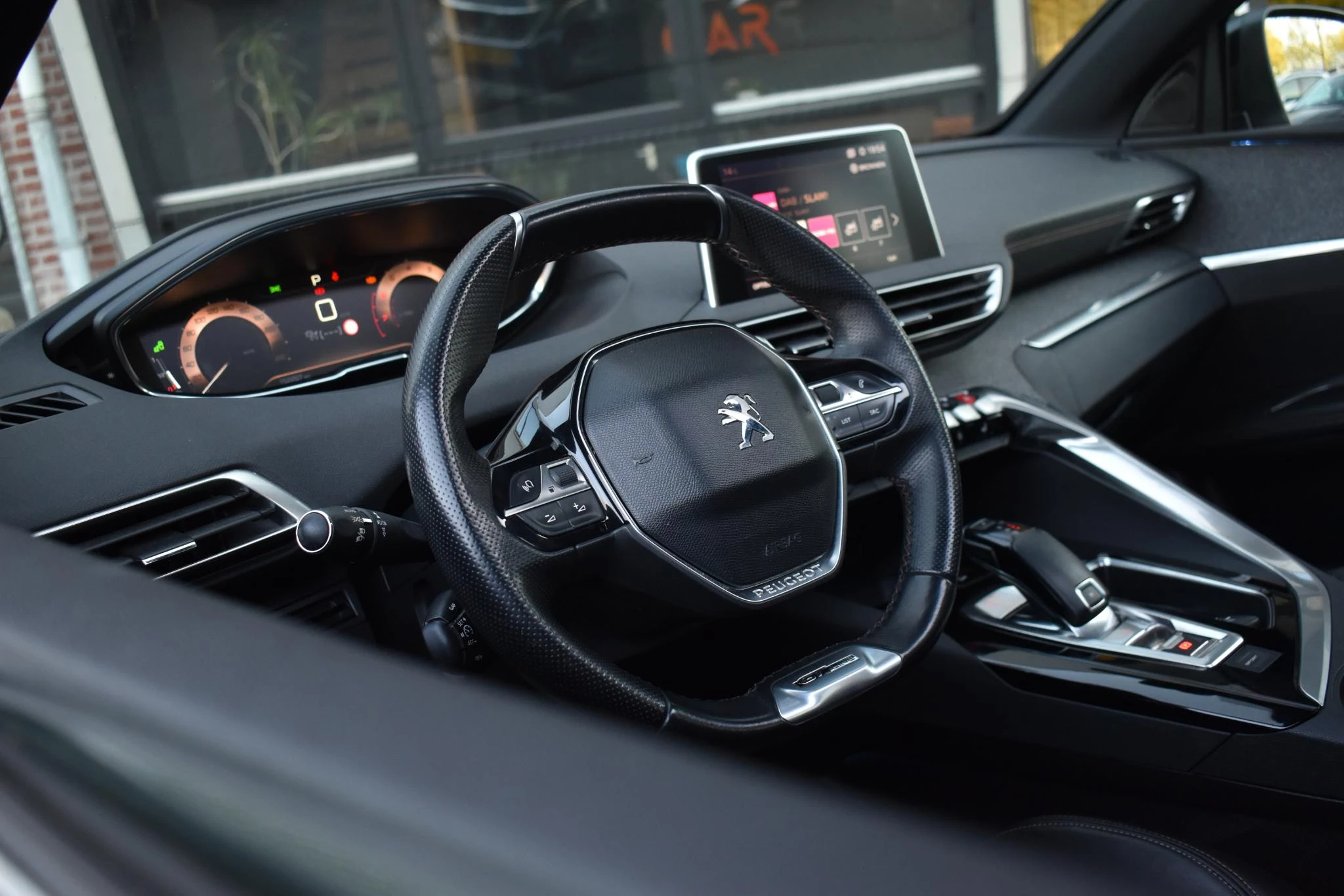 Hoofdafbeelding Peugeot 5008