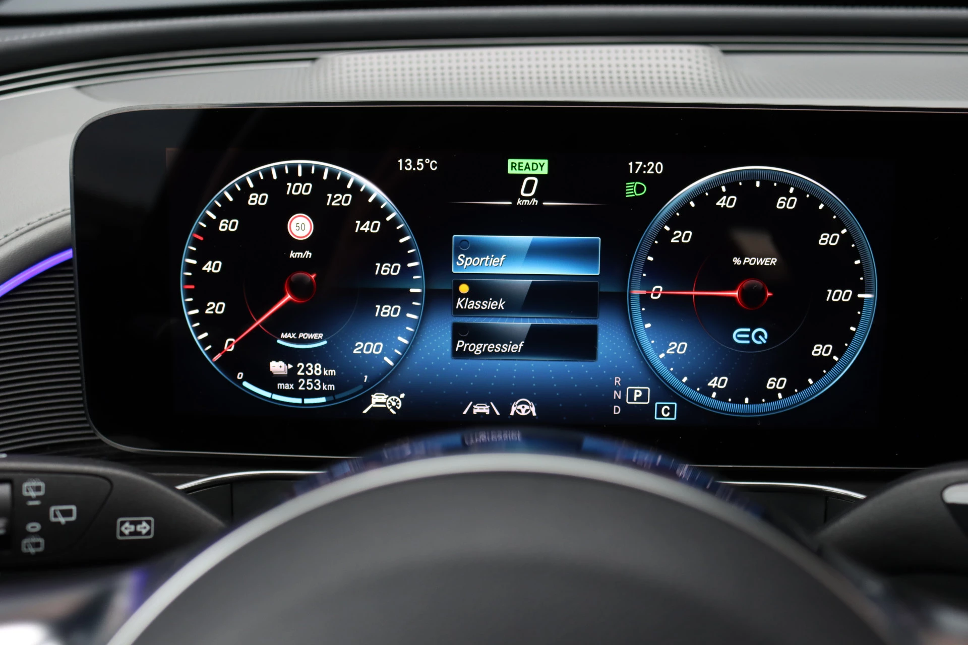Hoofdafbeelding Mercedes-Benz EQC