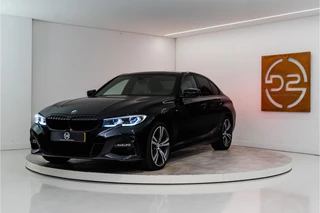 BMW 3 Serie 320e M-Sport 204PK | Laser | Stoel&Stuurverw. | Carplay | Sfeer | 12 MND Garantie
