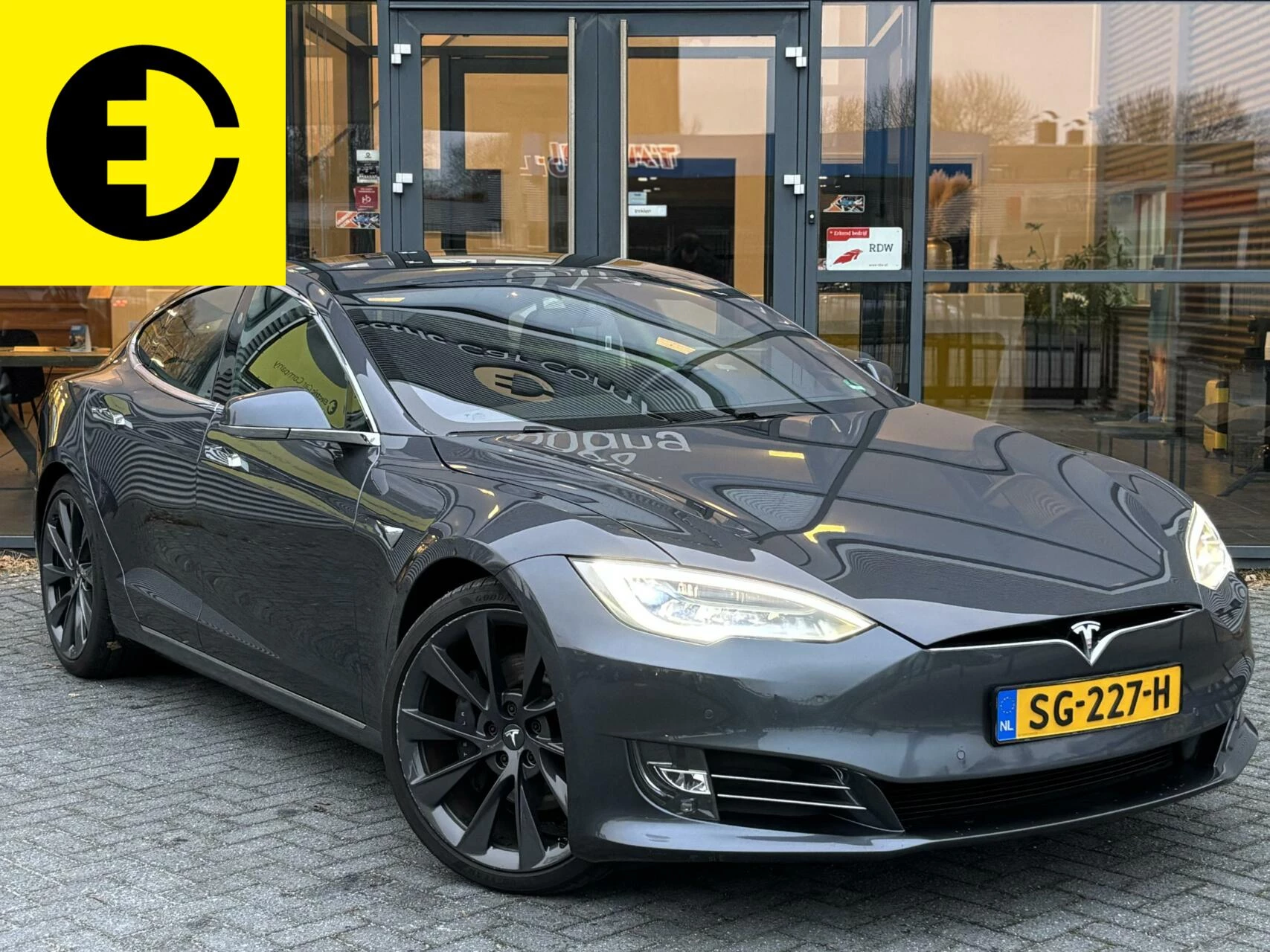 Hoofdafbeelding Tesla Model S