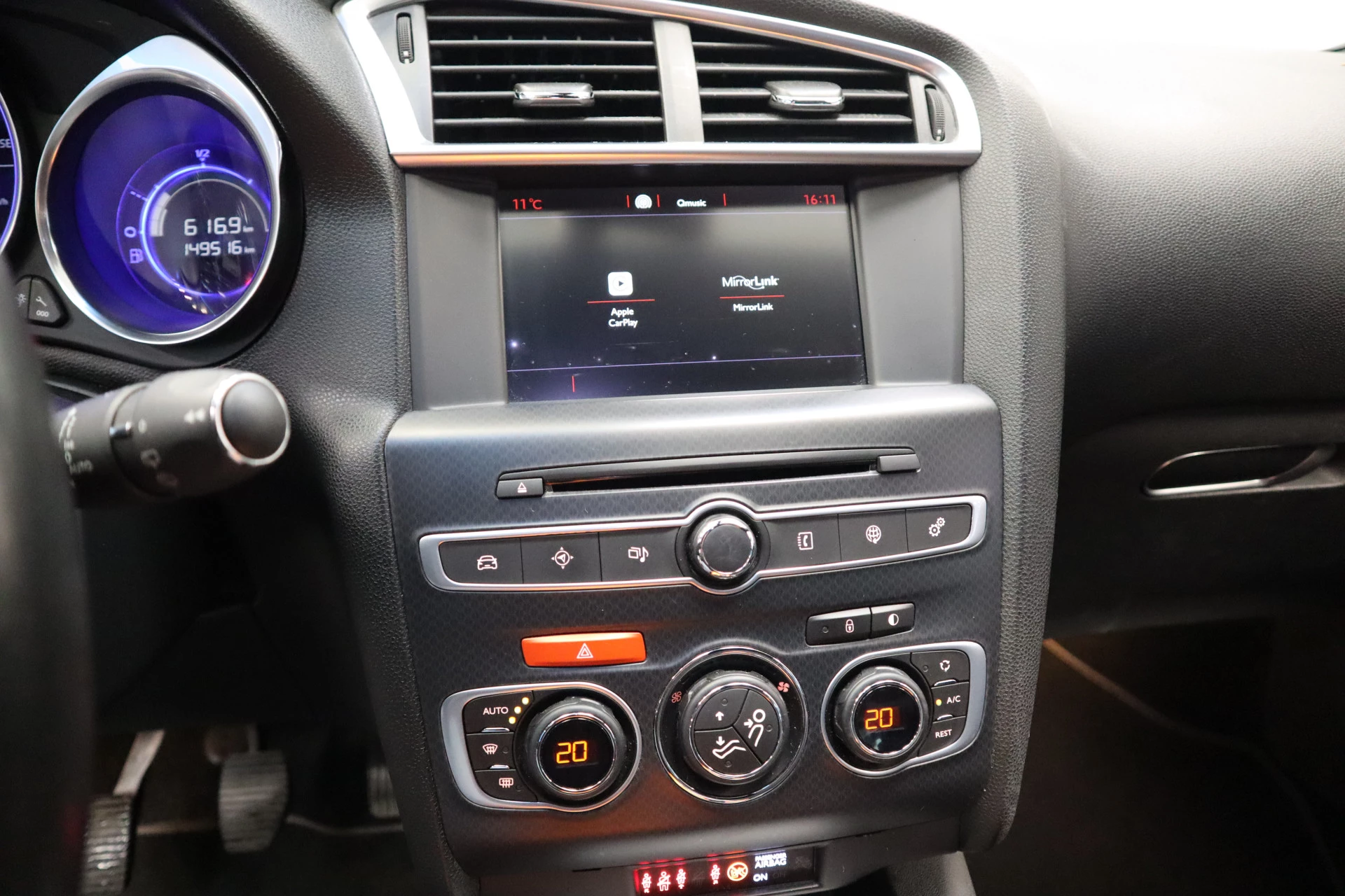 Hoofdafbeelding DS DS 4