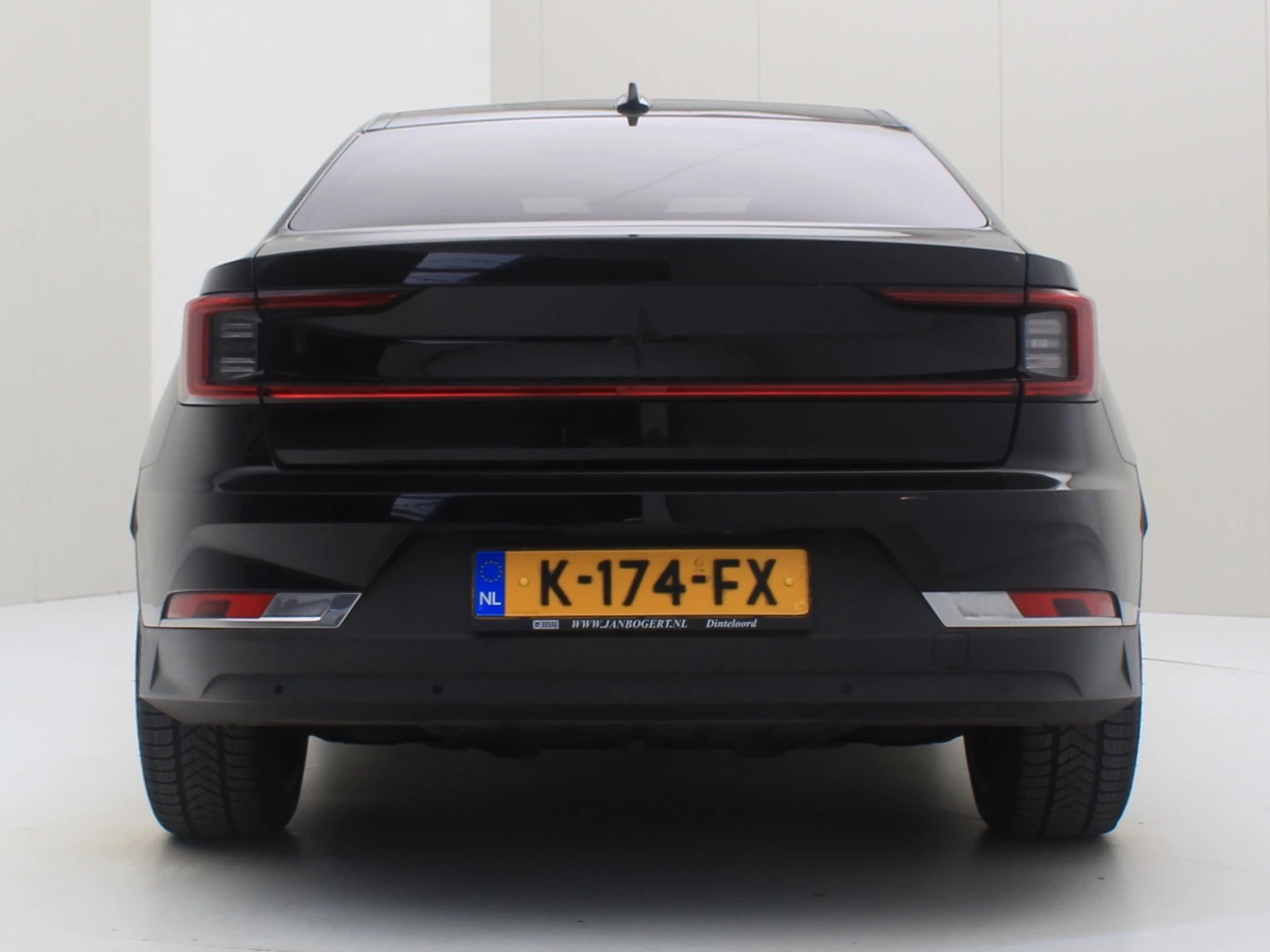 Hoofdafbeelding Polestar 2