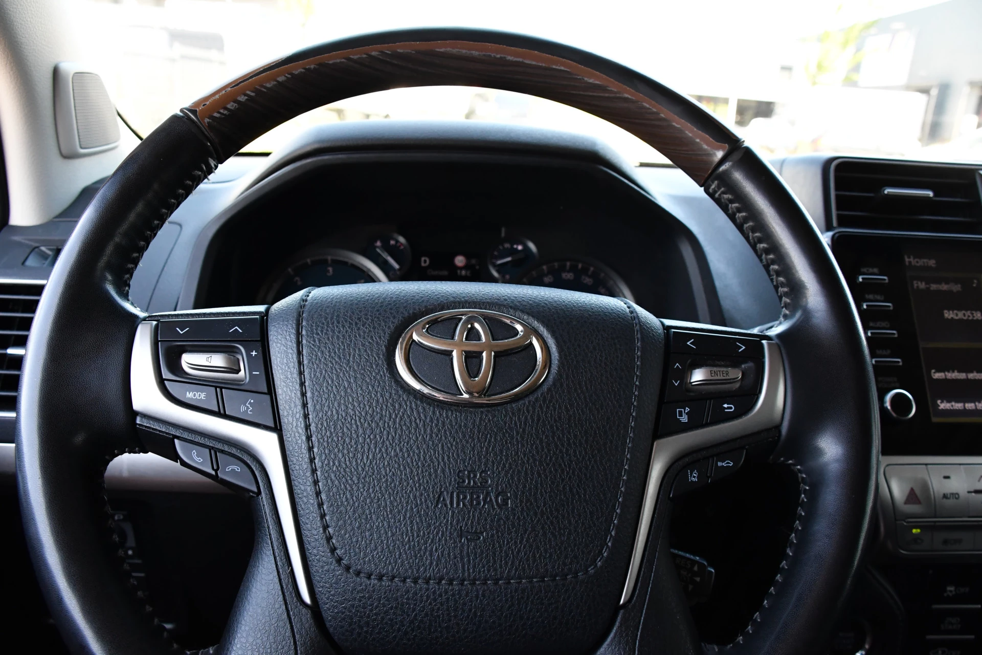 Hoofdafbeelding Toyota Land Cruiser