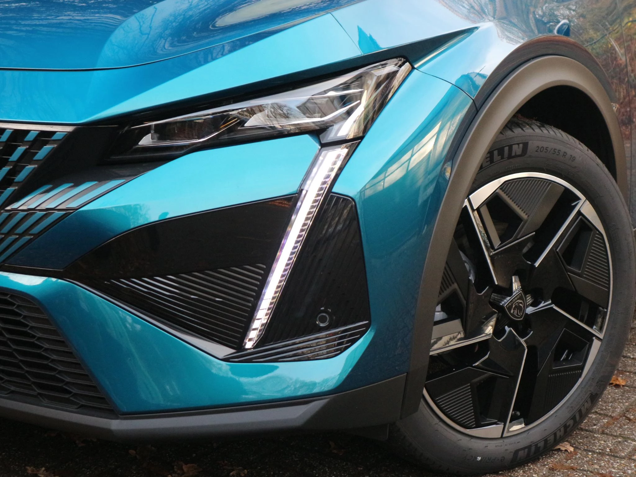 Hoofdafbeelding Peugeot 408