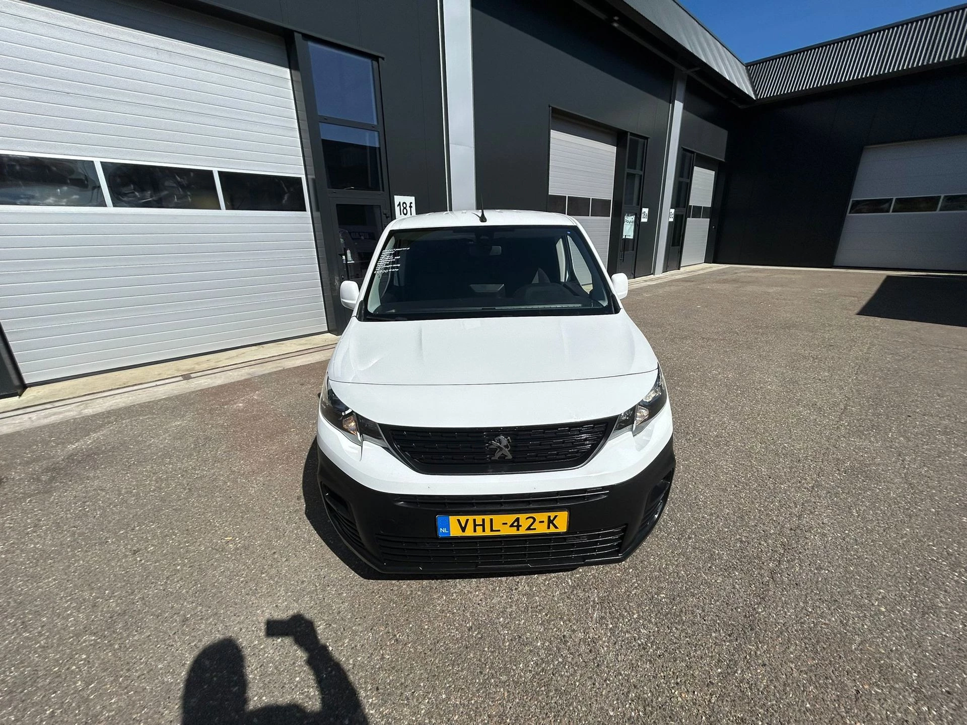 Hoofdafbeelding Peugeot Partner