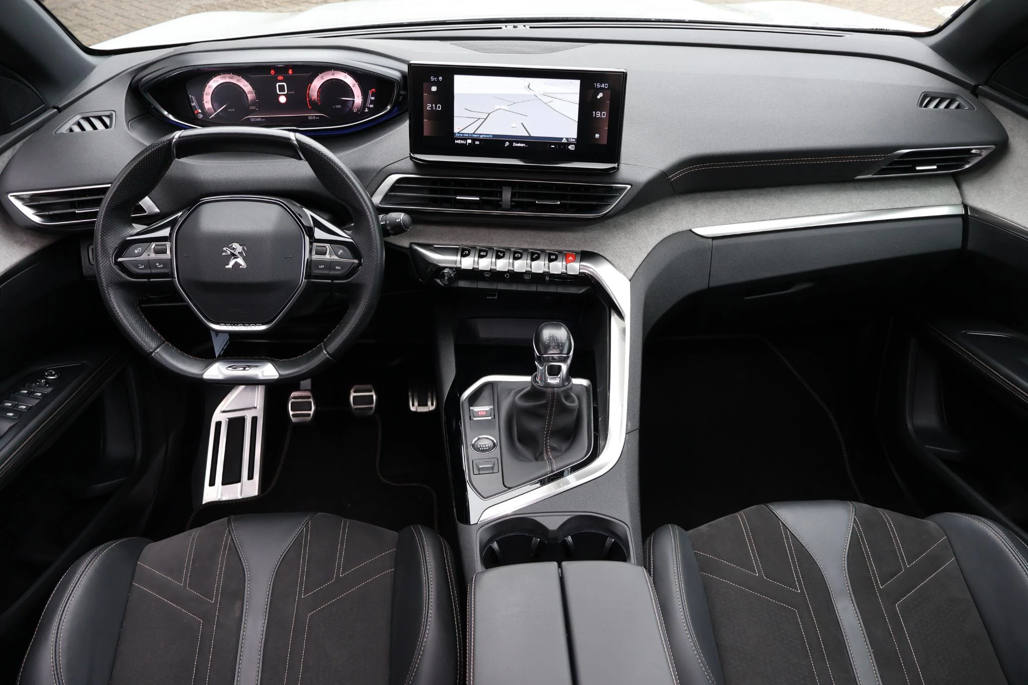 Hoofdafbeelding Peugeot 5008