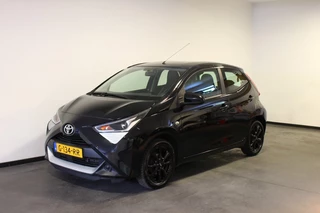 Toyota Aygo 1.0 VVT-i x-play limited NAP NL-auto Navi