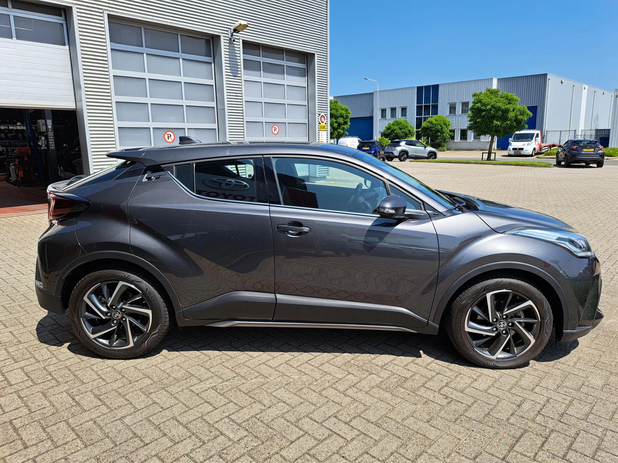 Hoofdafbeelding Toyota C-HR