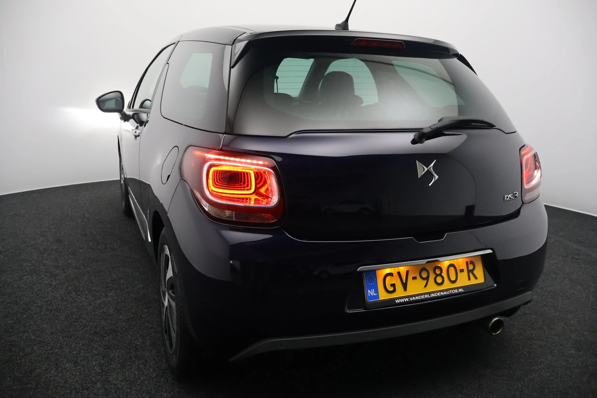 Hoofdafbeelding DS DS 3