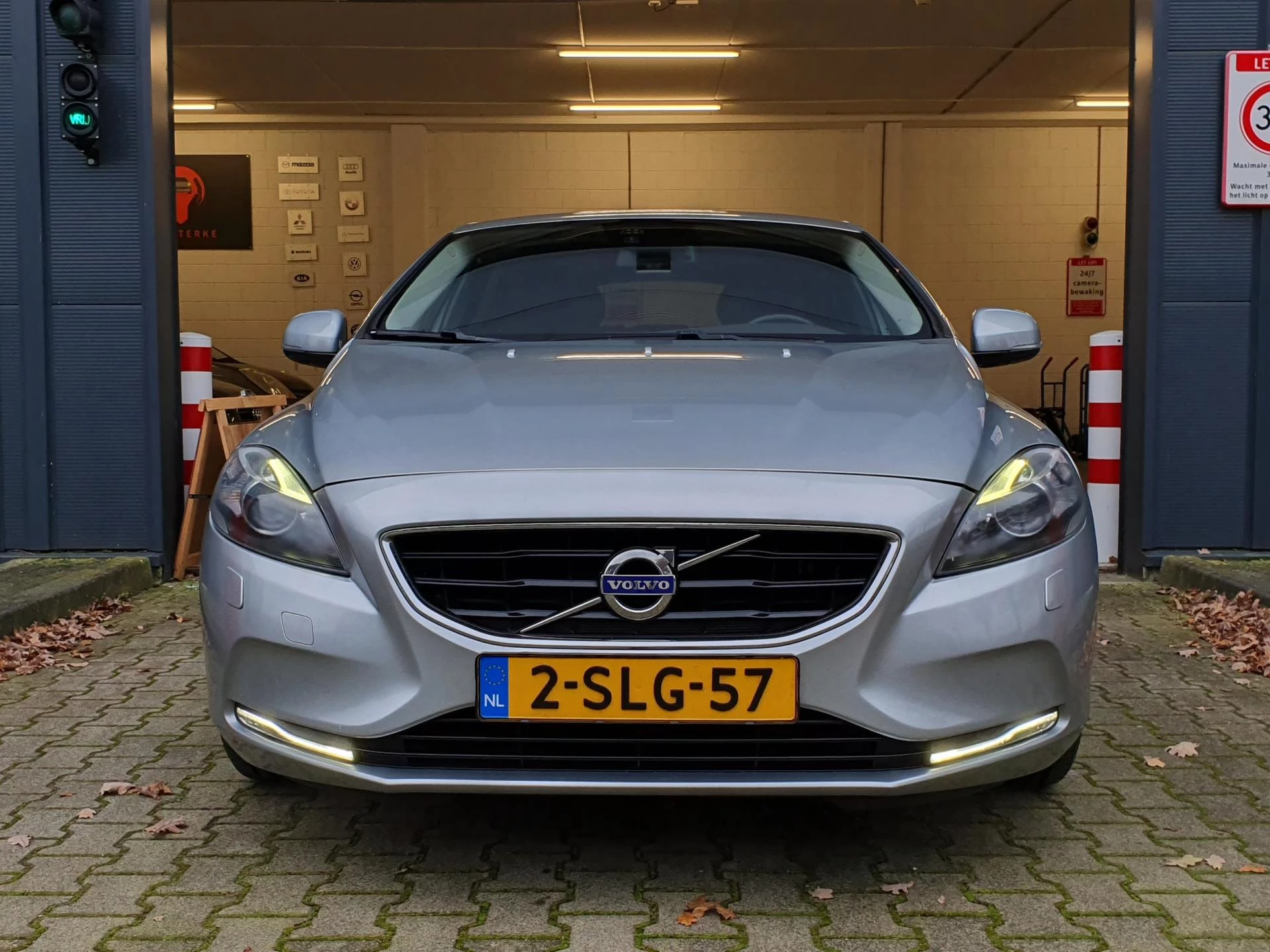 Hoofdafbeelding Volvo V40