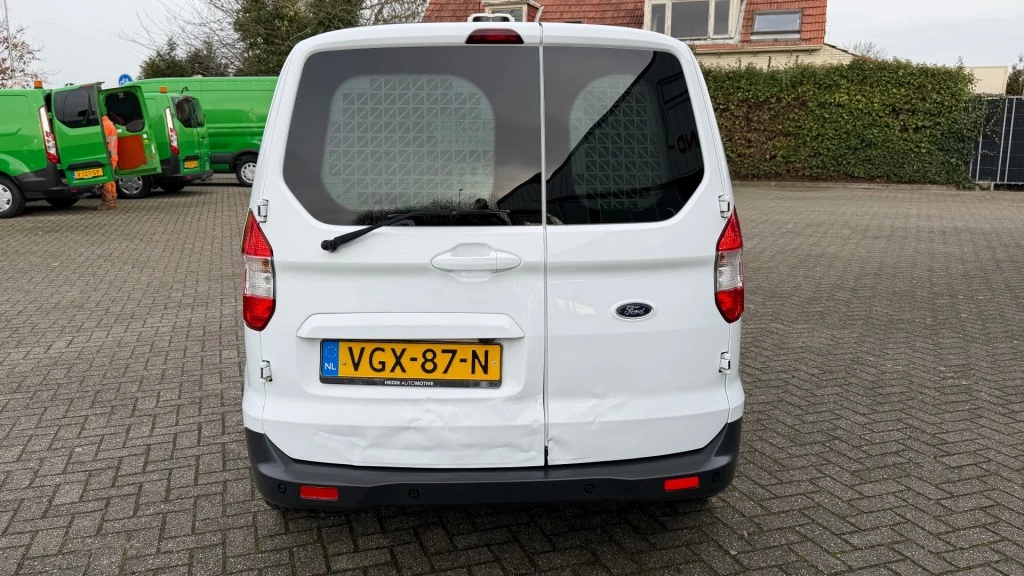 Hoofdafbeelding Ford Transit Courier