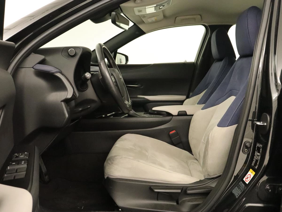 Hoofdafbeelding Lexus UX