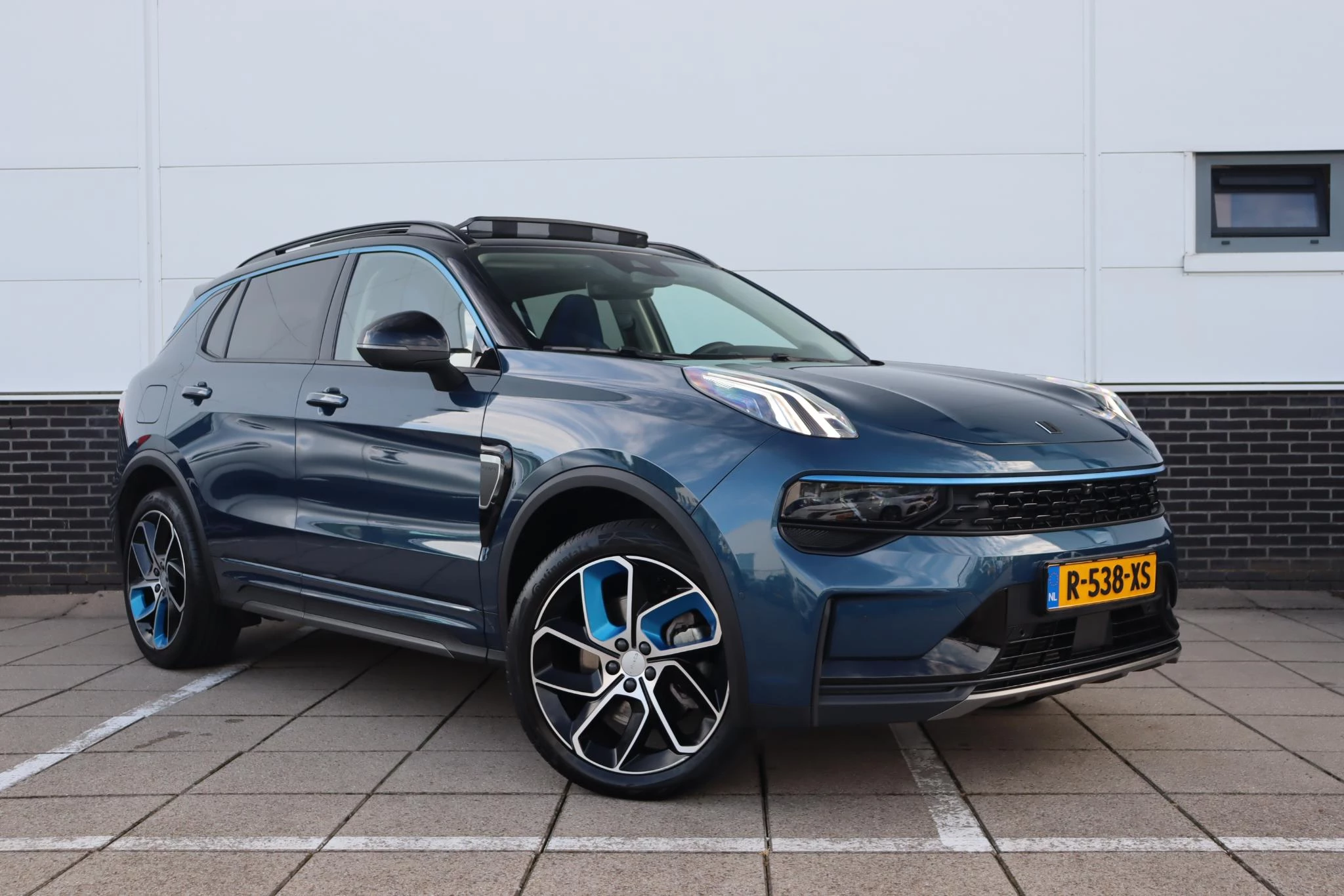 Hoofdafbeelding Lynk & Co 01