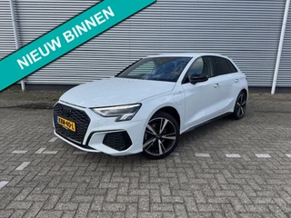 Audi A3 Sportback 40 TFSI e Edition S-line,Leder/Alcantara,Virtueel/Camera,Carplay,Navigatie,Cruisecontrol