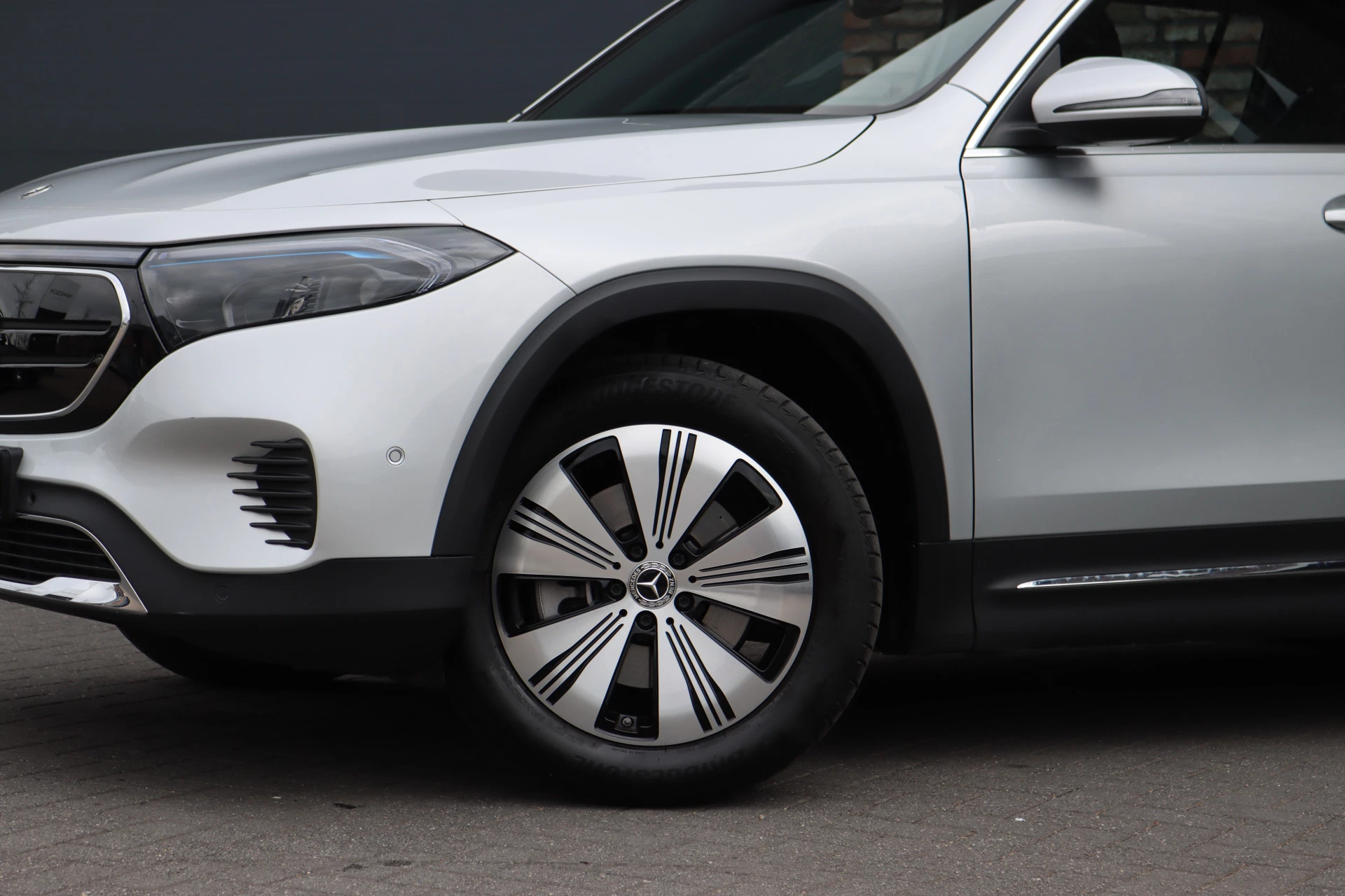Hoofdafbeelding Mercedes-Benz EQB