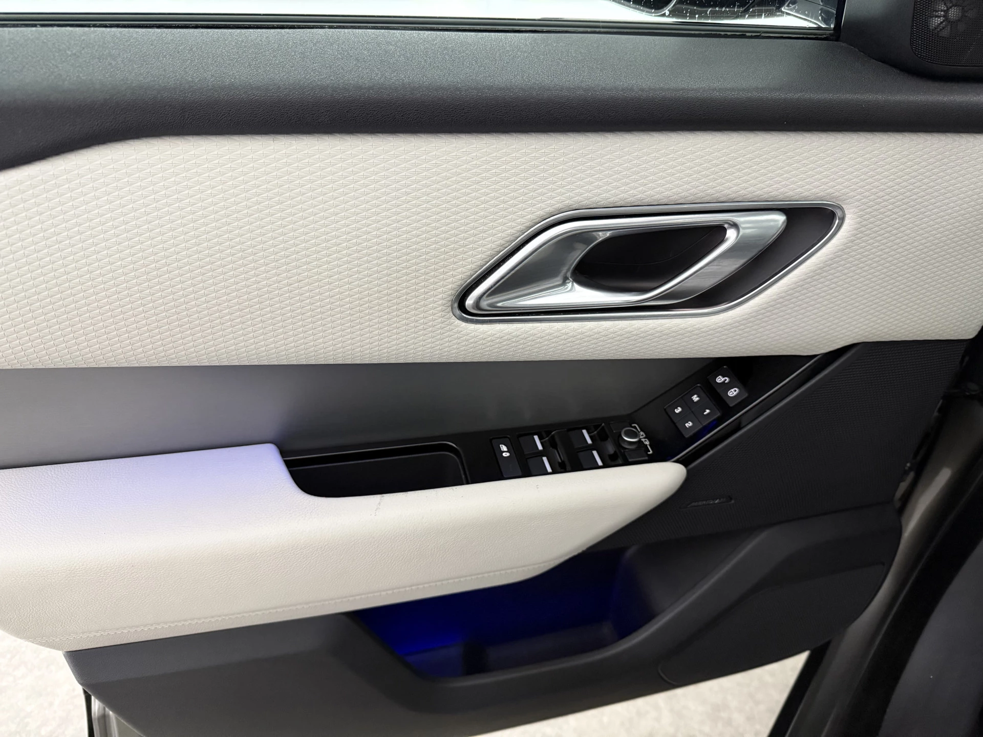 Hoofdafbeelding Land Rover Range Rover Velar