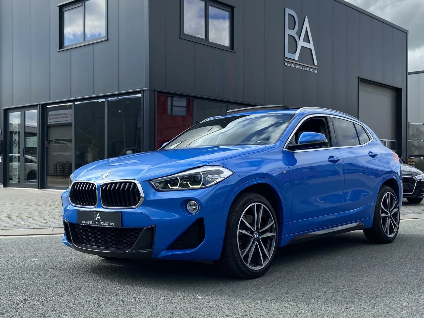 Hoofdafbeelding BMW X2