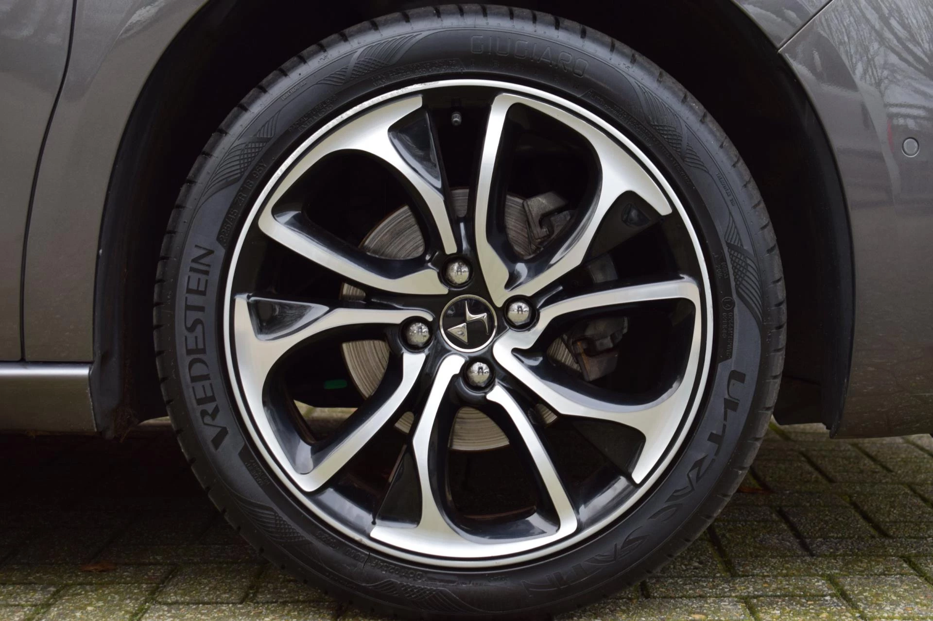 Hoofdafbeelding DS DS 4