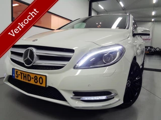 Mercedes B-klasse 180 Ambition/ Bi-Xenon/ Navi/ Camera/ 19''LMV