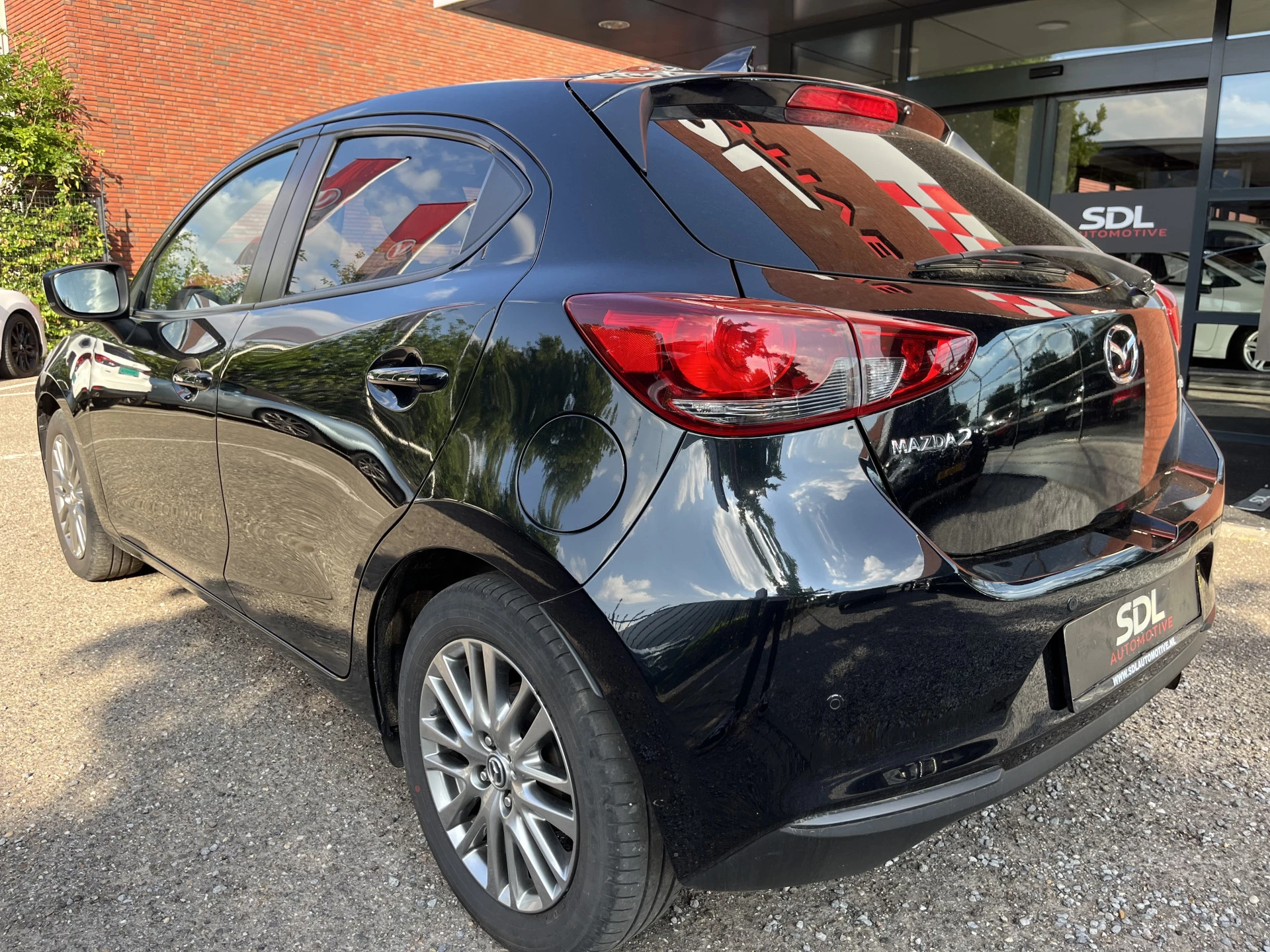 Hoofdafbeelding Mazda 2