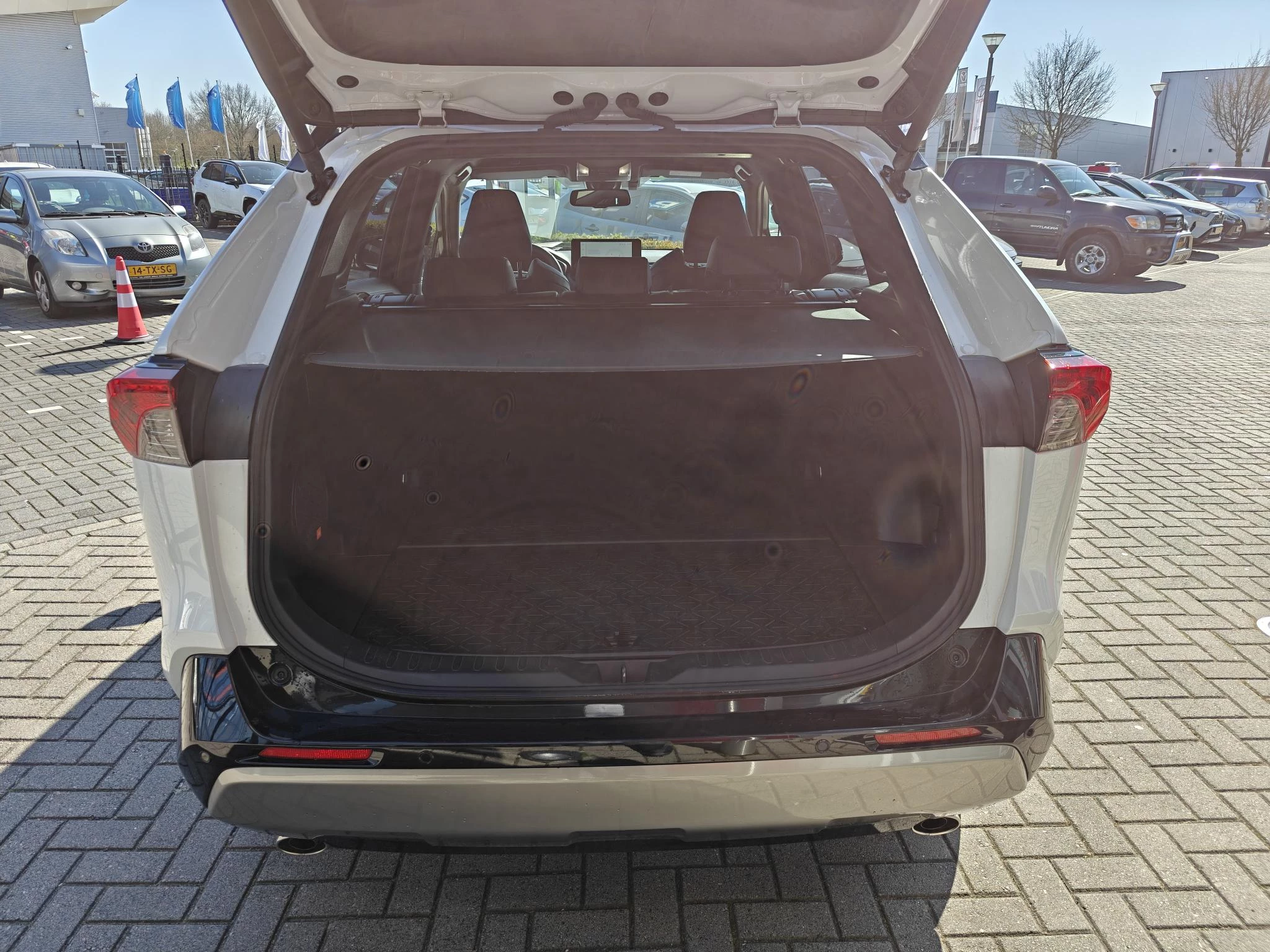 Hoofdafbeelding Toyota RAV4