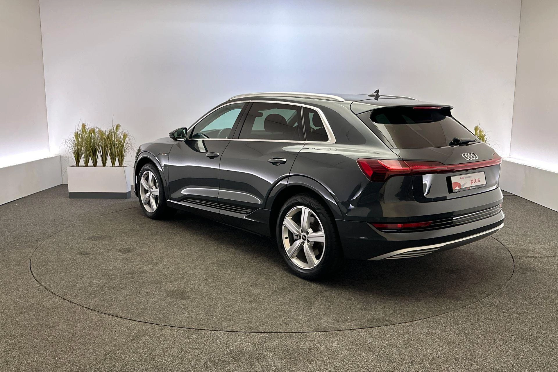 Hoofdafbeelding Audi e-tron