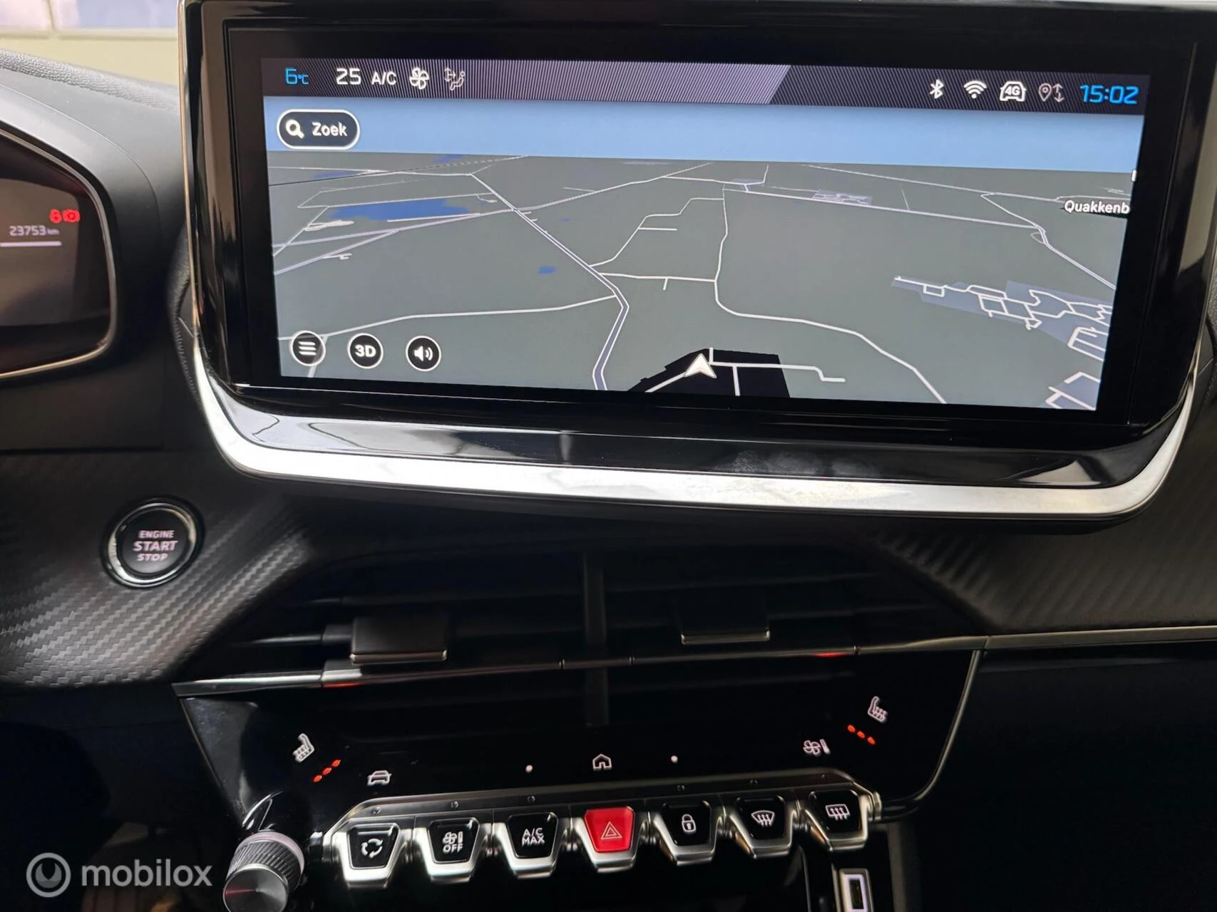 Hoofdafbeelding Peugeot e-2008