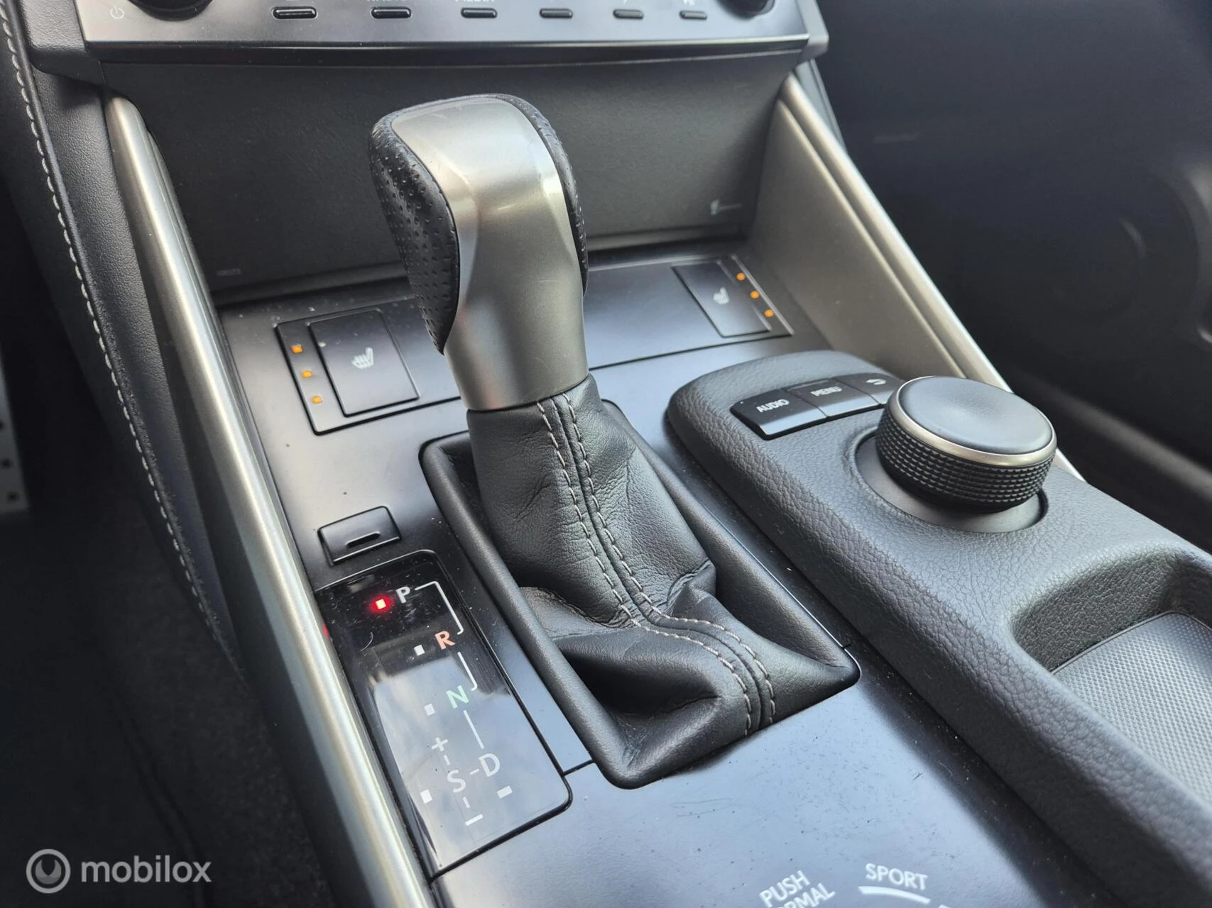 Hoofdafbeelding Lexus IS