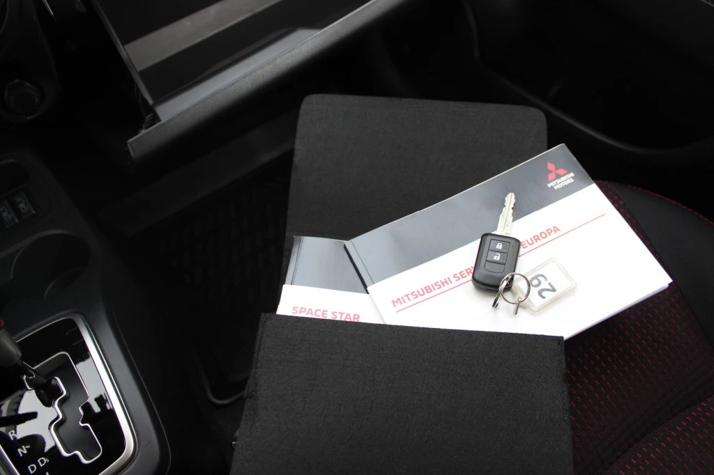 Hoofdafbeelding Mitsubishi Space Star