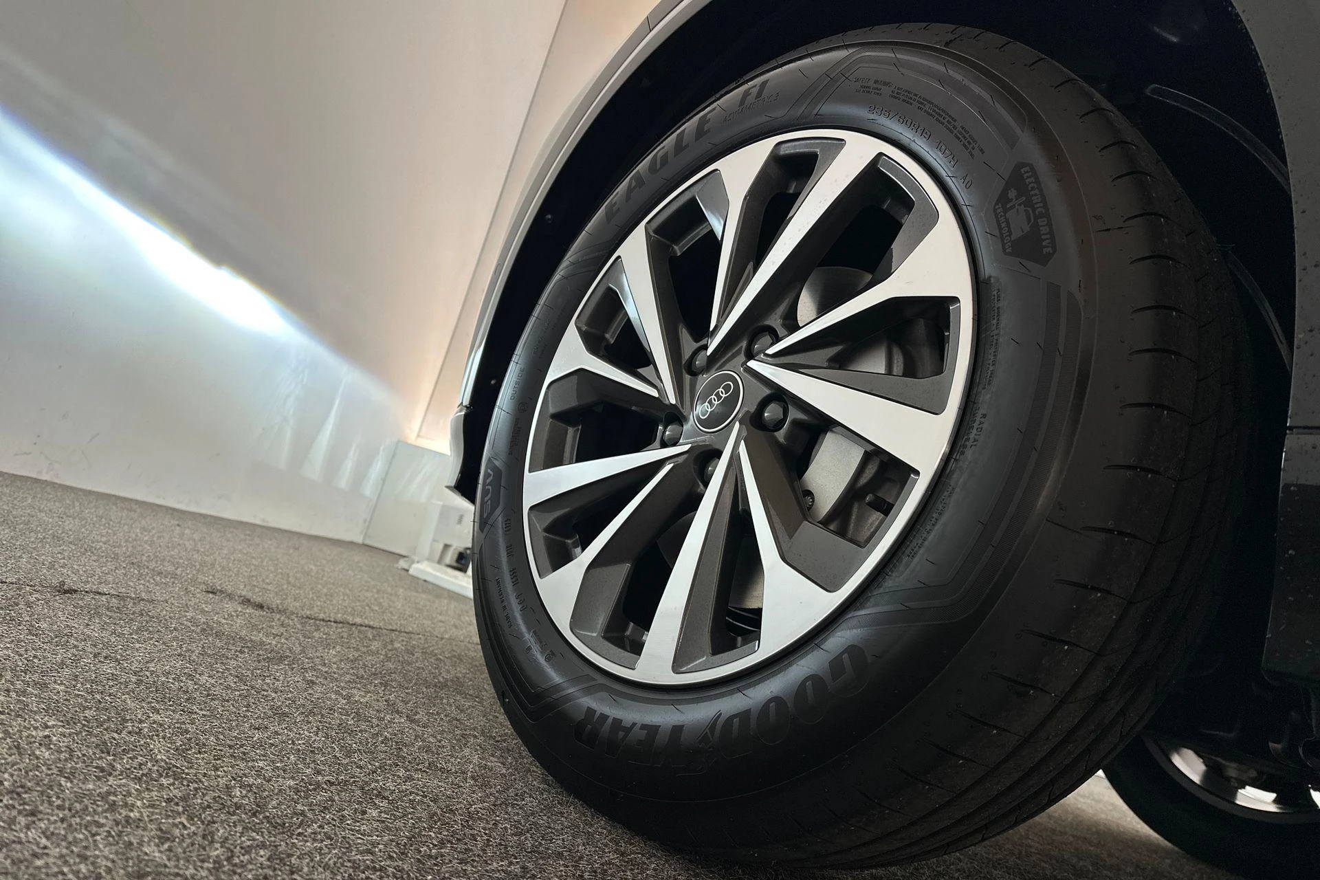 Hoofdafbeelding Audi Q6 e-tron