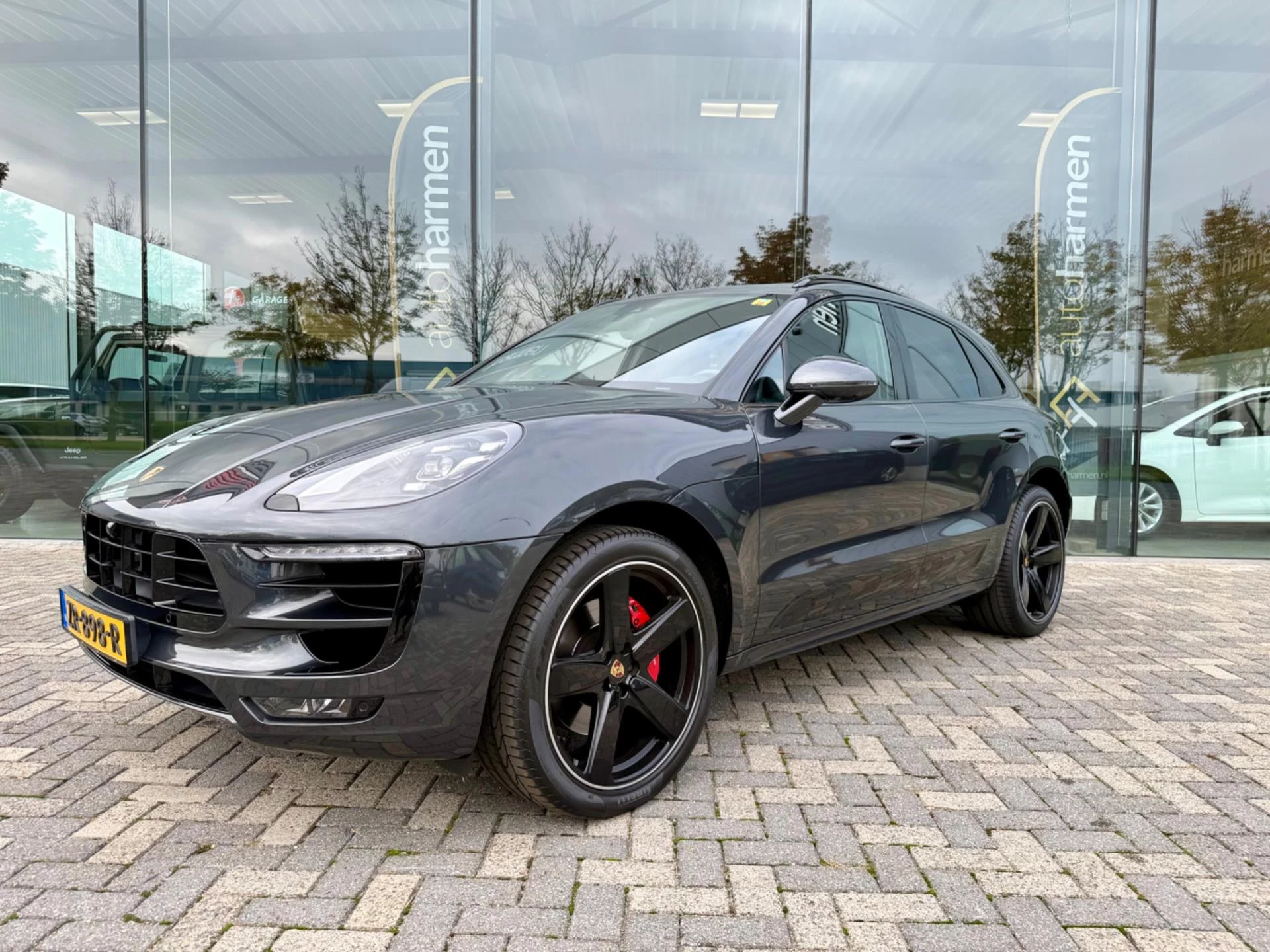 Hoofdafbeelding Porsche Macan