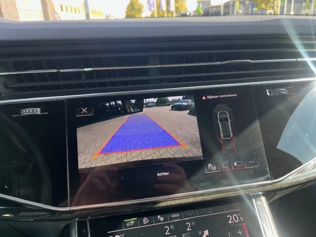 Hoofdafbeelding Audi Q8