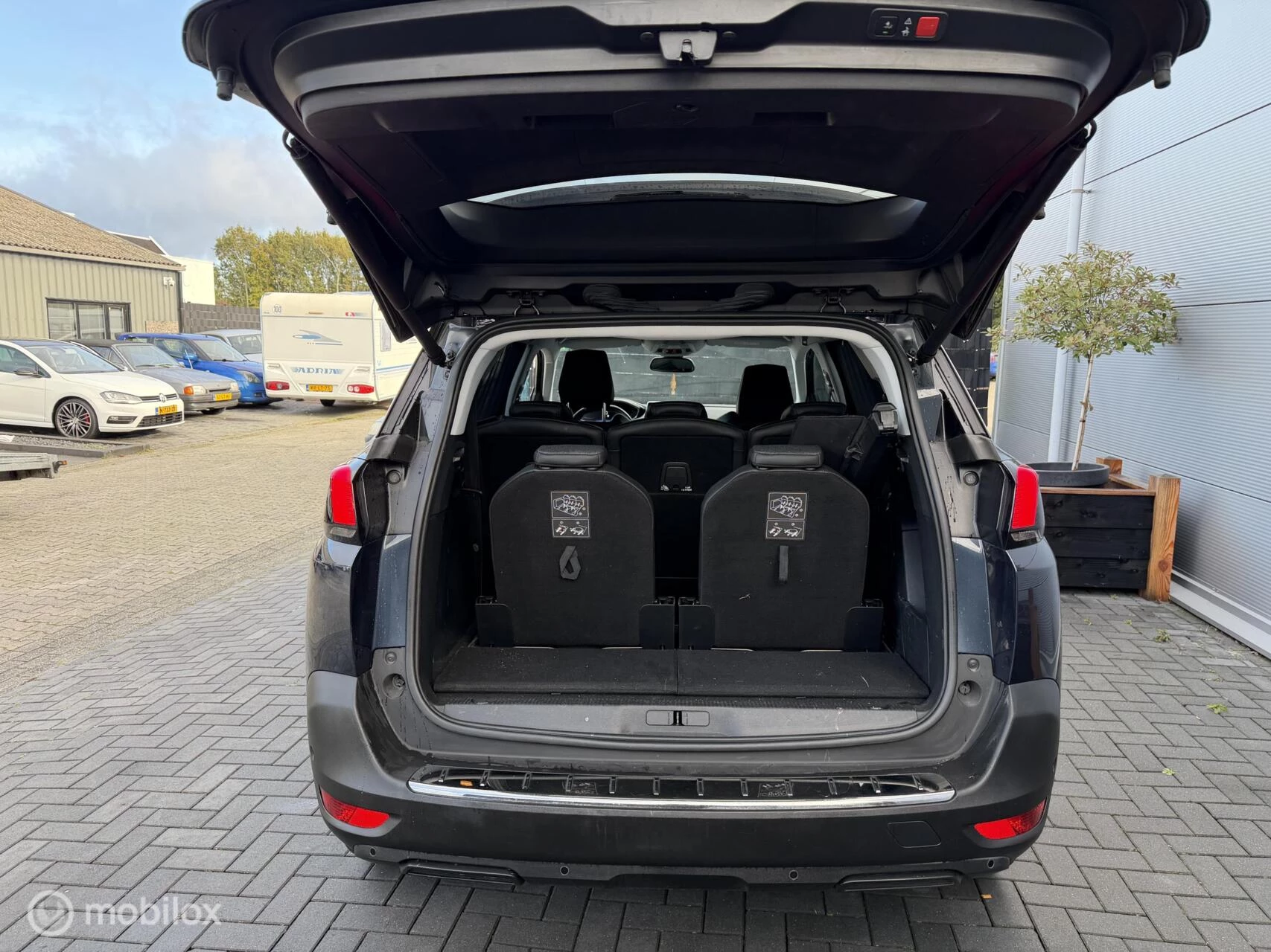 Hoofdafbeelding Peugeot 5008