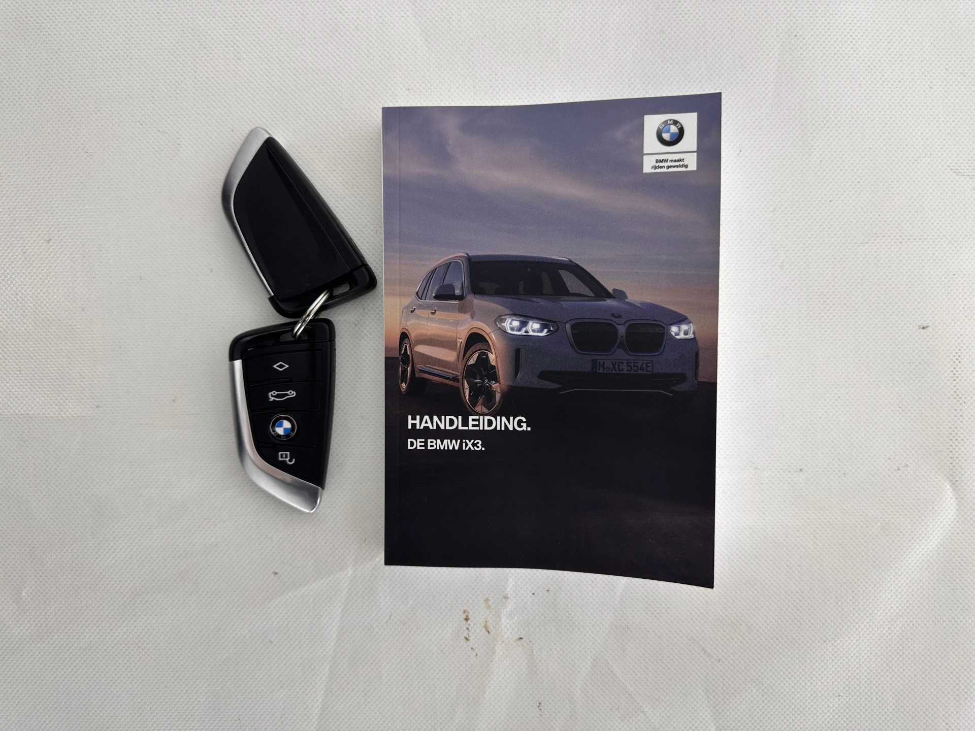 Hoofdafbeelding BMW iX3