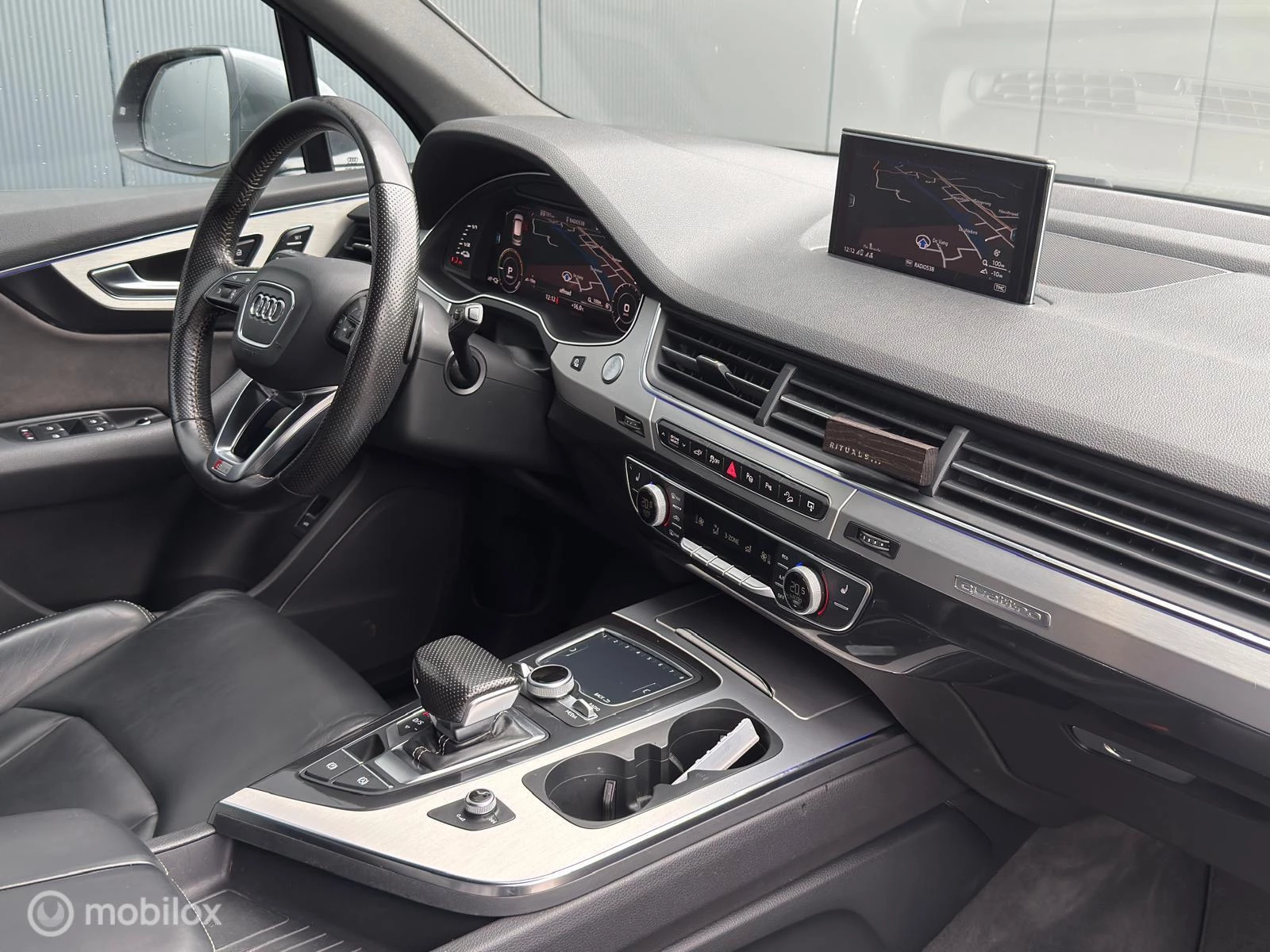 Hoofdafbeelding Audi Q7